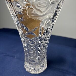 Elegant Crystal Vase #16